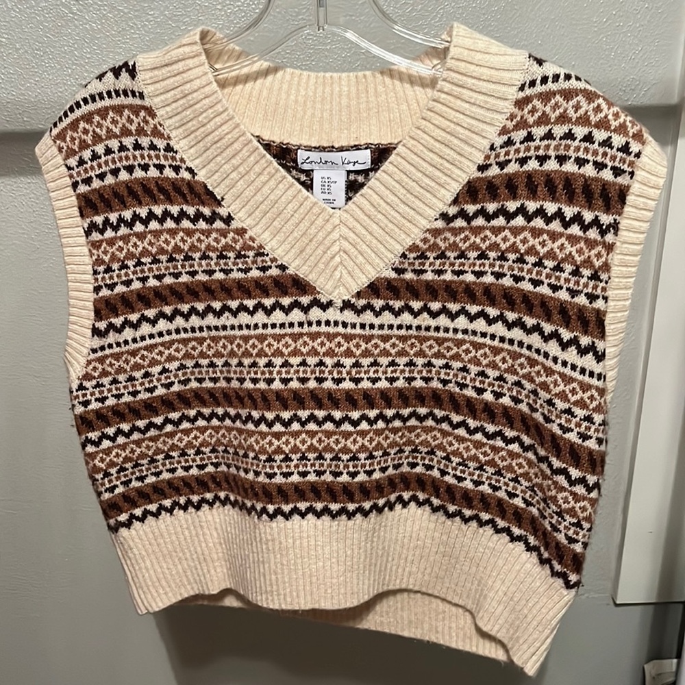 Cropped Sweater Vest